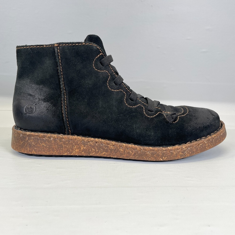 Born Sienna Ankle Boots Women Size 9 M Black Suede Distressed Side Zip Shoes